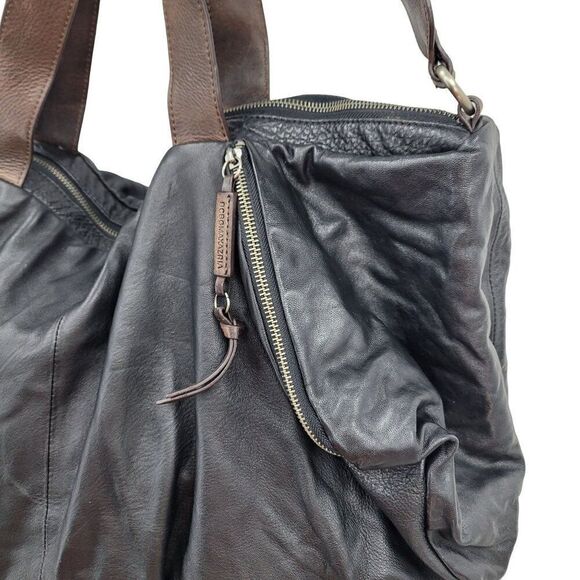 BCBGMAXAZRIA Black Leather Duffle Bag Travel Overnight Gym Weekend Tote Pockets - Picture 4 of 16